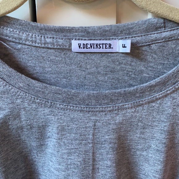 The V de Vinster collection Embroidered Tee - Picture 3 of 4